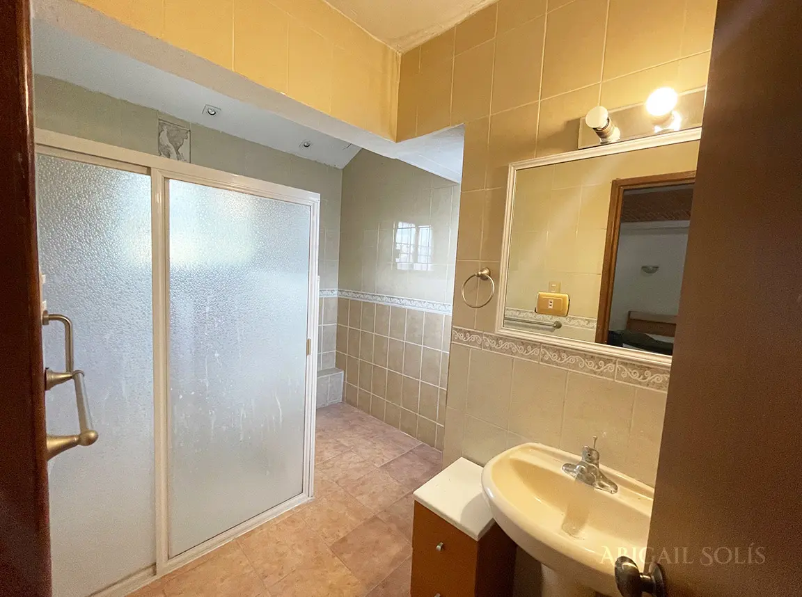 Luxurious Shower in Master Bedroom Ensuite, Santa Fe Plus Home