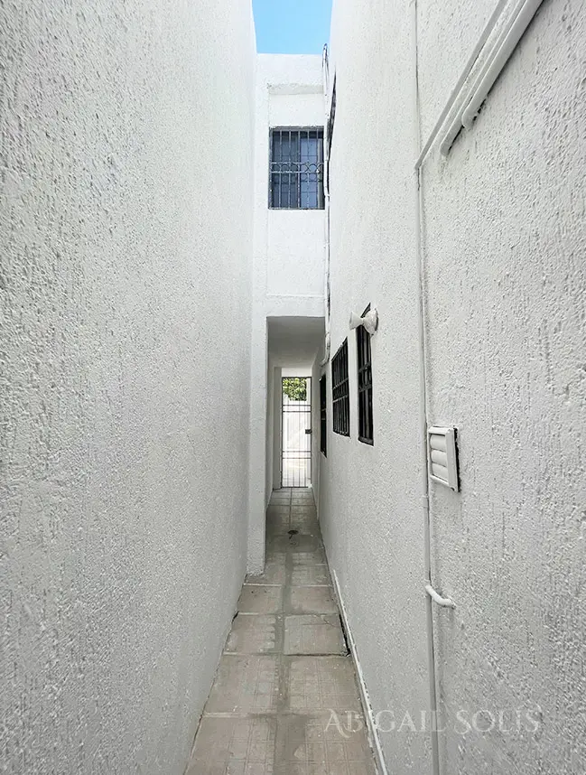 Practical Side Passage in Spacious Santa Fe Plus Home